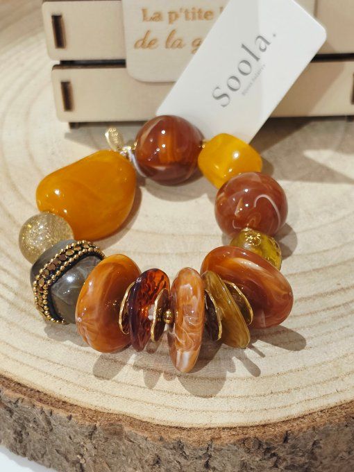 BRACELET