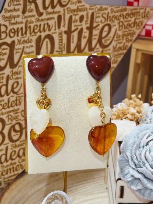 BOUCLES D'OREILLES