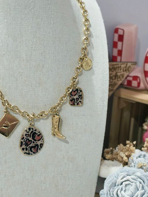 COLLIER