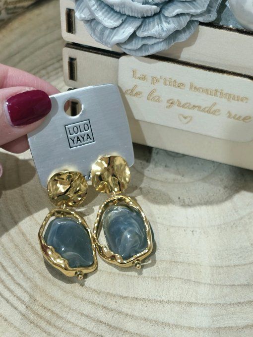 BOUCLES D'OREILLES