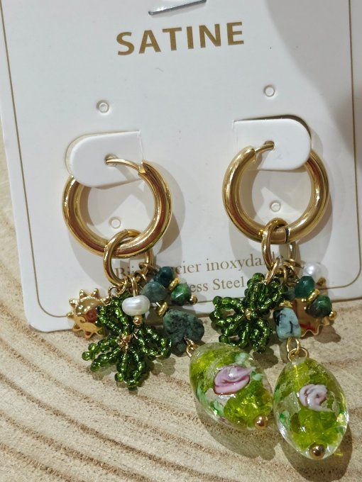 BOUCLES D'OREILLES