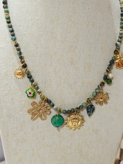 COLLIER