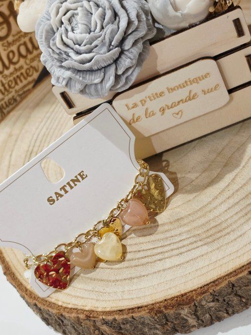 BRACELET