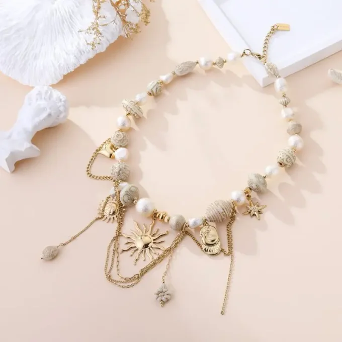 COLLIER