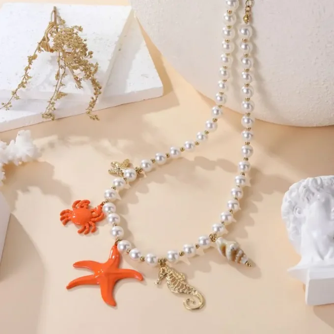 COLLIER