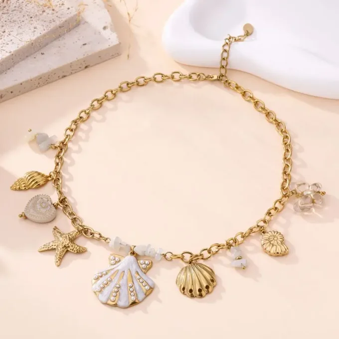 COLLIER