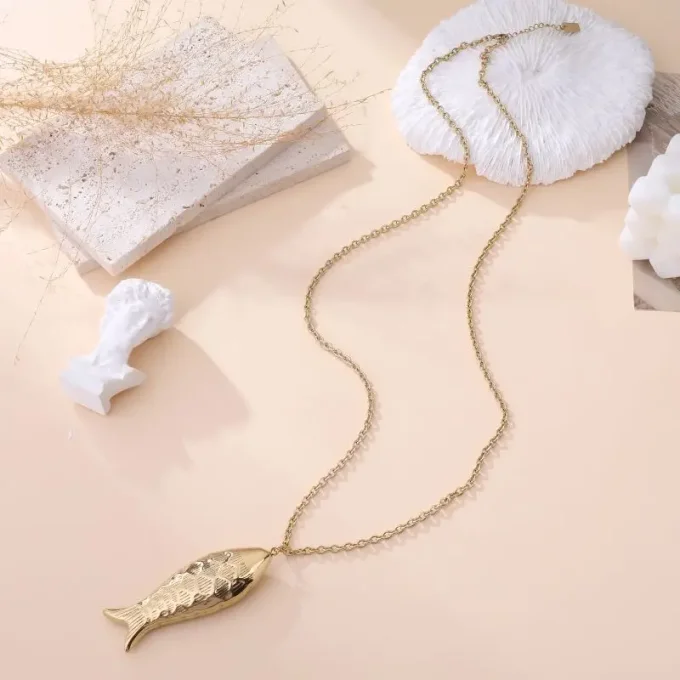 COLLIER