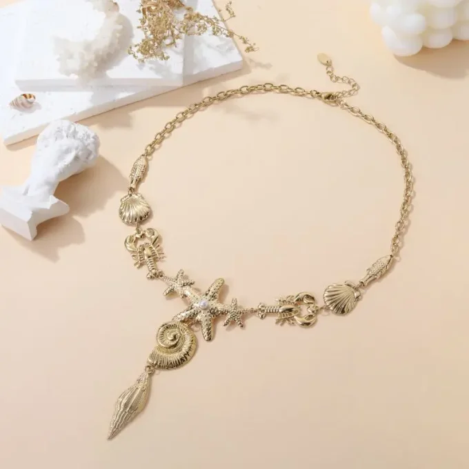 COLLIER