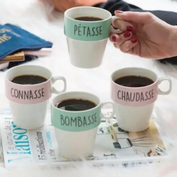 LOT DE TASSES