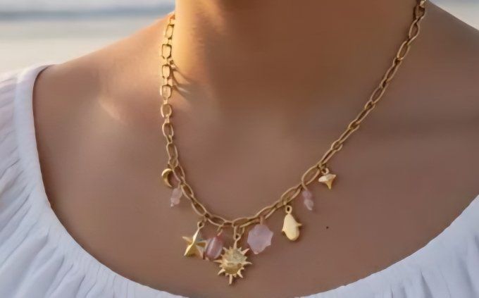 COLLIER