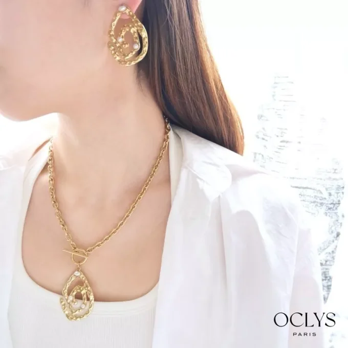 BOUCLES D'OREILLES