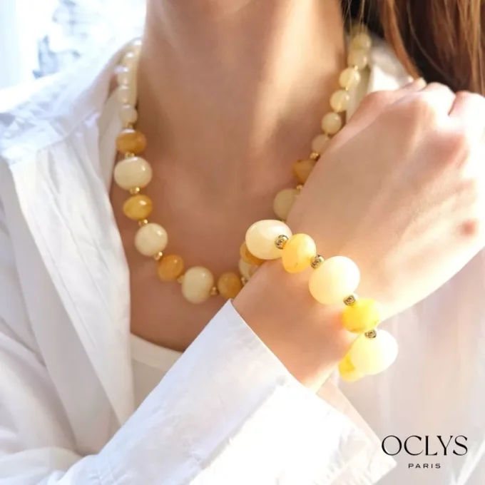 COLLIER