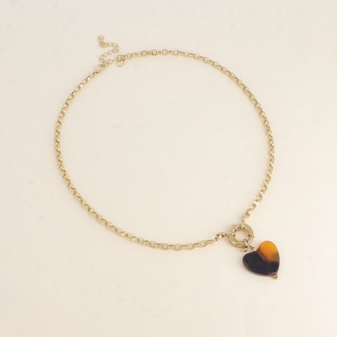 COLLIER