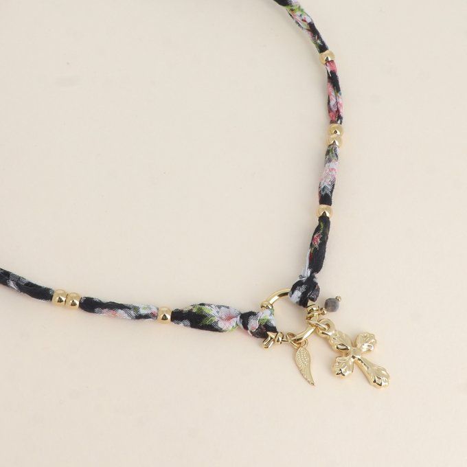 COLLIER