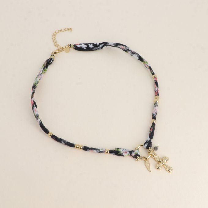 COLLIER