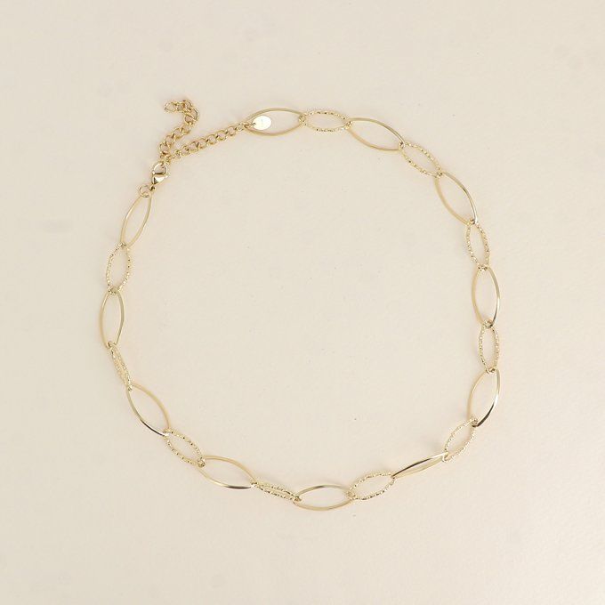 COLLIER