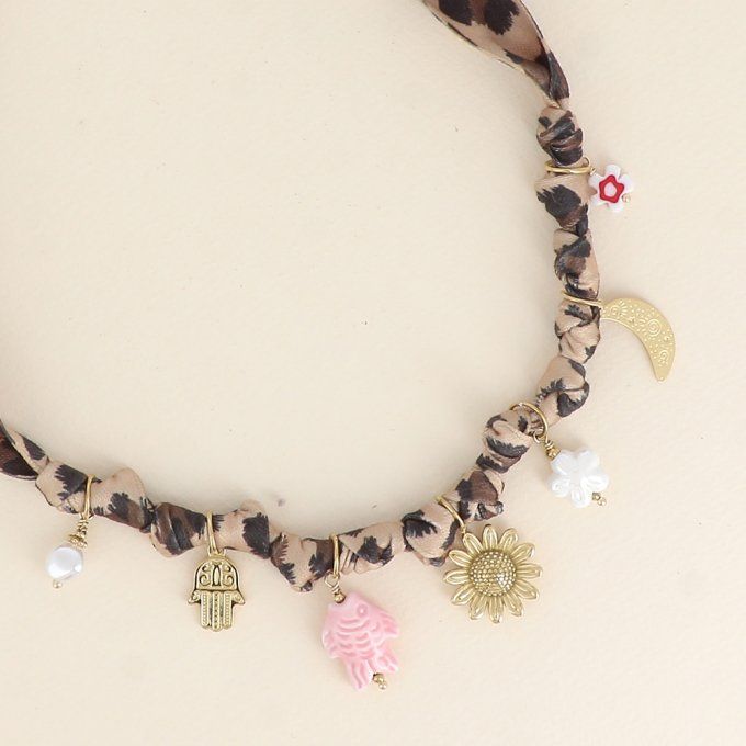COLLIER