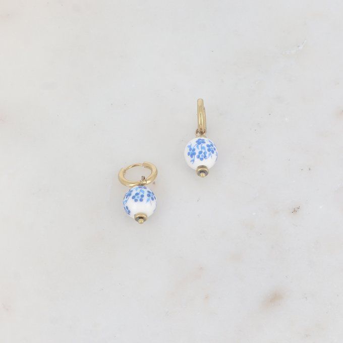 BOUCLES D'OREILLES
