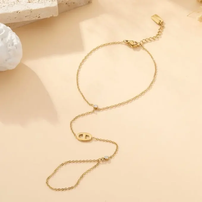BRACELET