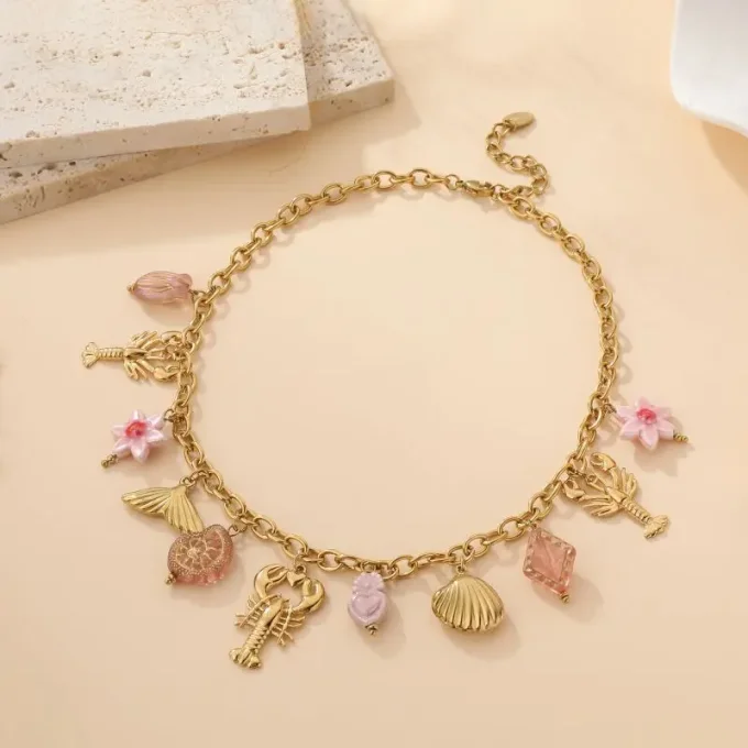 COLLIER