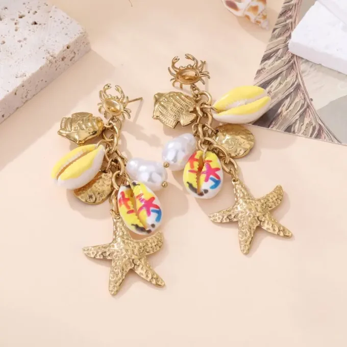 BOUCLES D'OREILLES