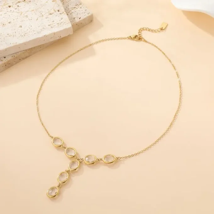 COLLIER