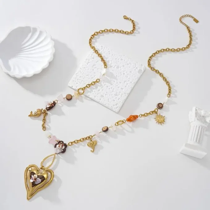 COLLIER