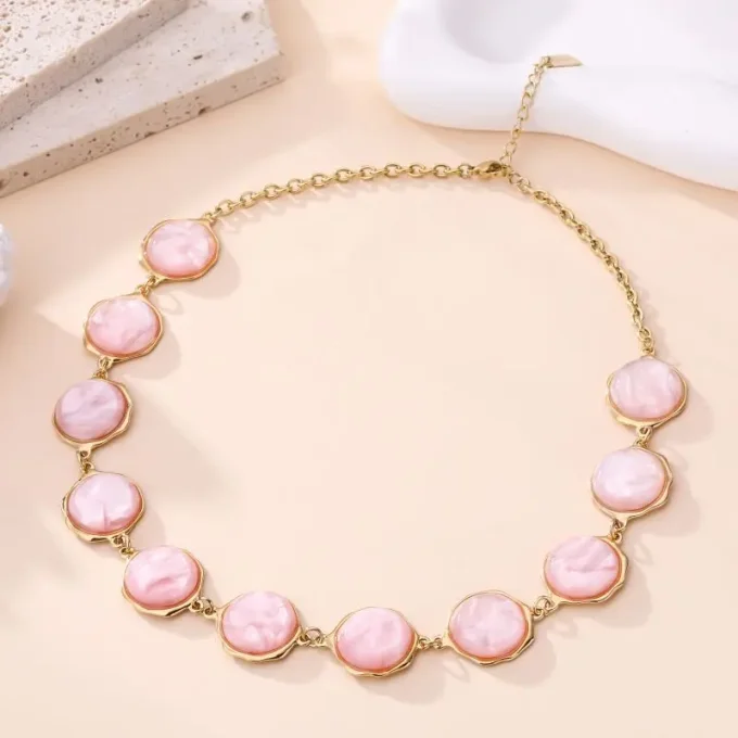 COLLIER