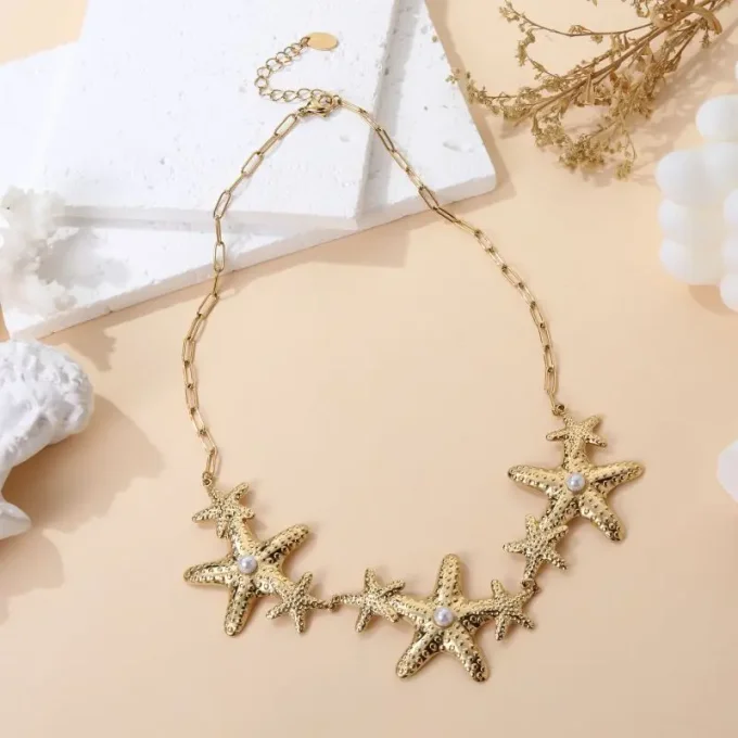 COLLIER