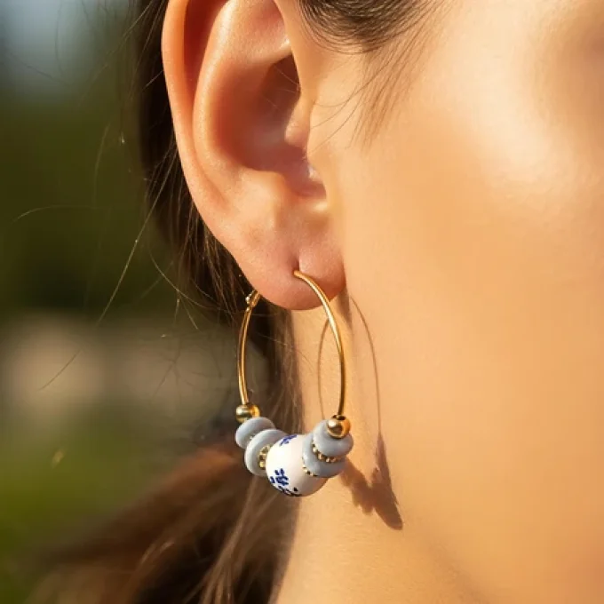 BOUCLES D'OREILLES
