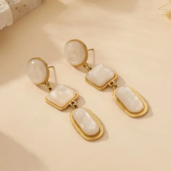 BOUCLES D'OREILLES