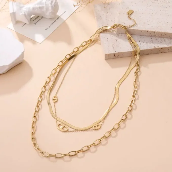 COLLIER