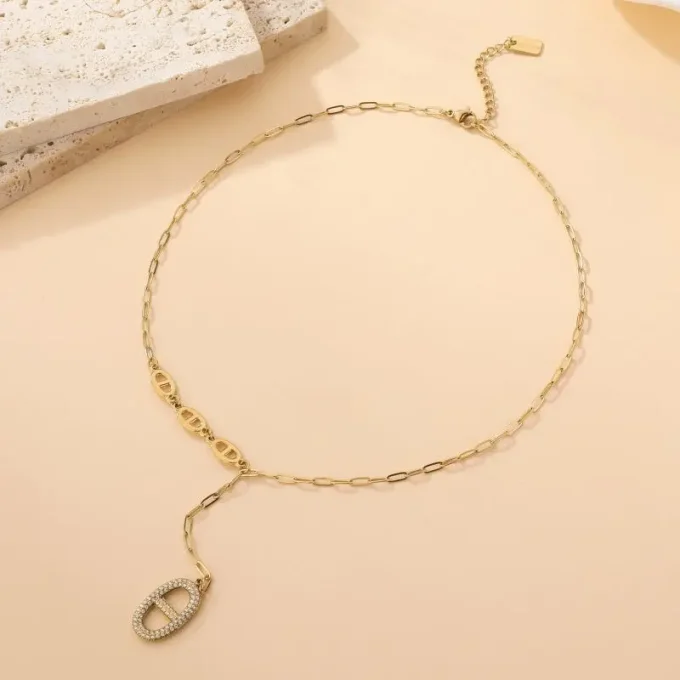 COLLIER