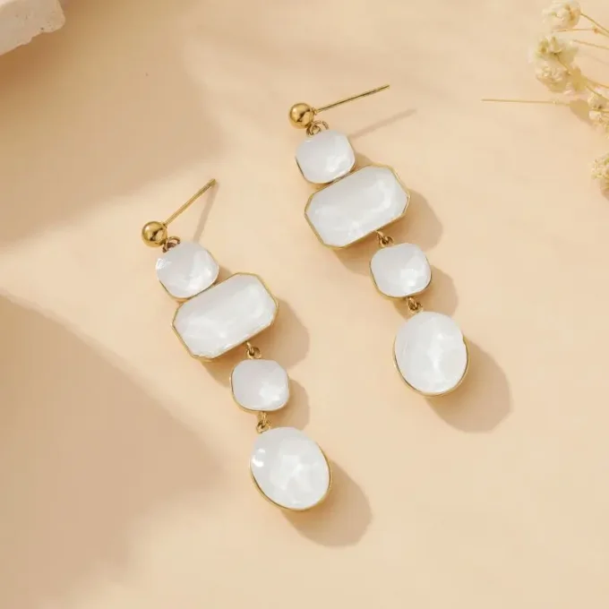 BOUCLES D'OREILLES