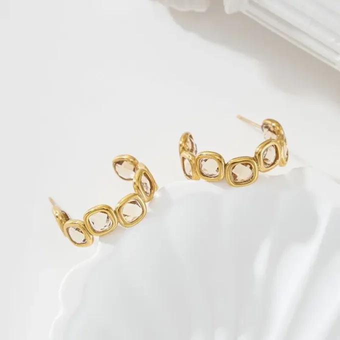 BOUCLES D'OREILLES