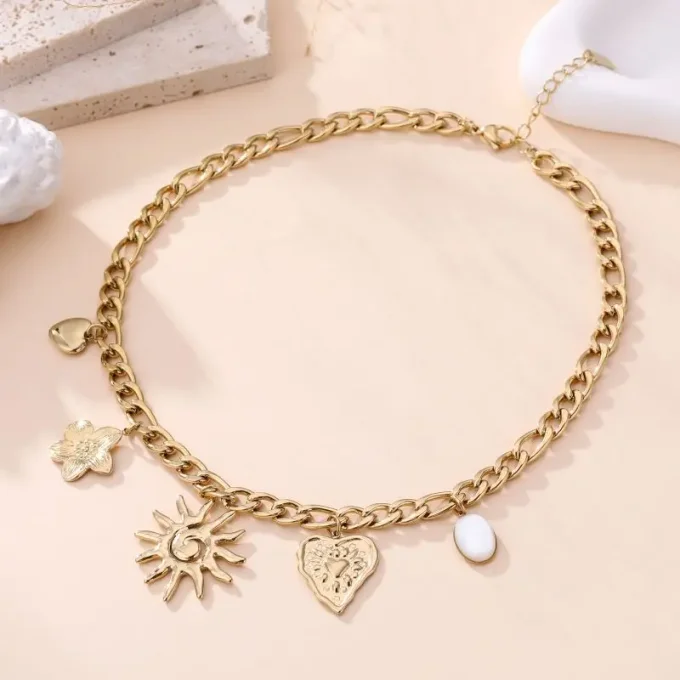 COLLIER