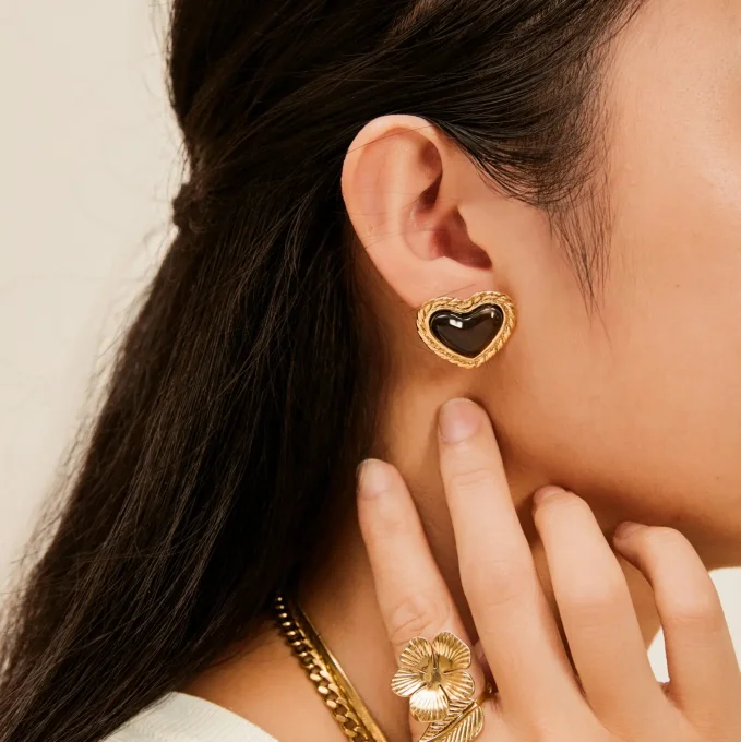BOUCLES D'OREILLES