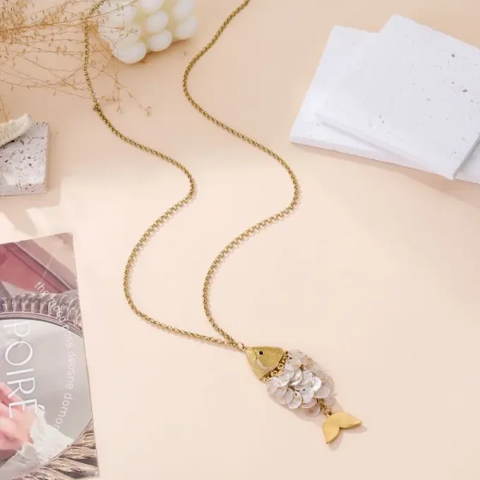 COLLIER