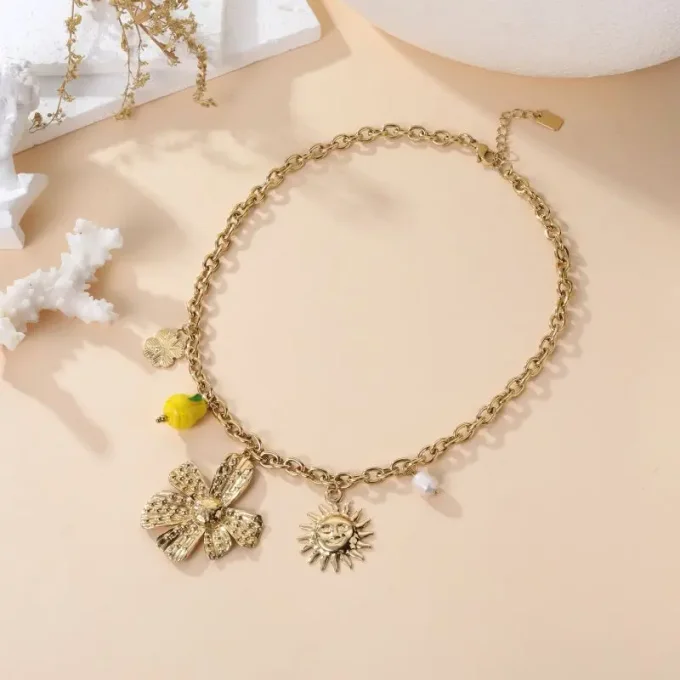 COLLIER