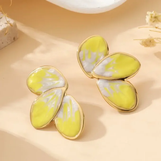 BOUCLES D'OREILLES