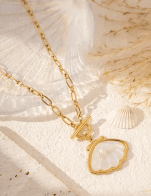 COLLIER