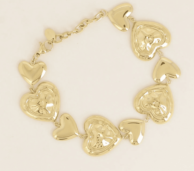 BRACELET