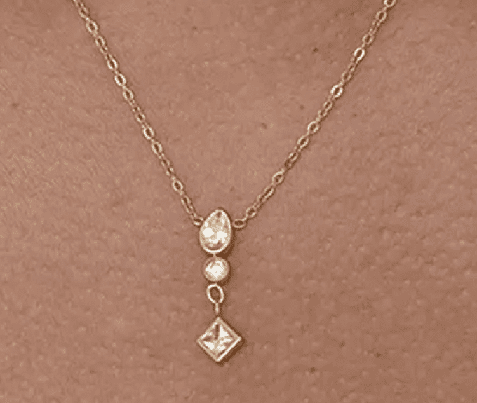 COLLIER
