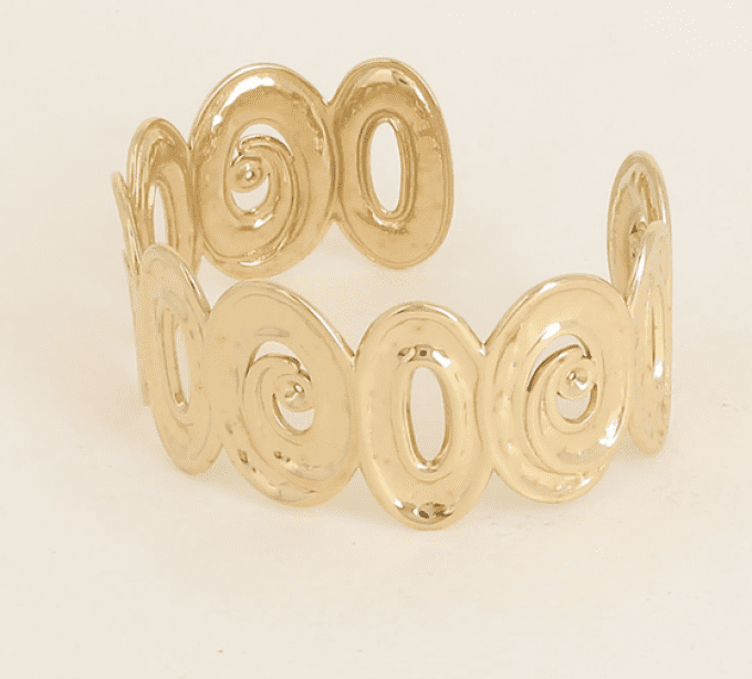 BRACELET