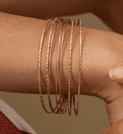 BRACELET