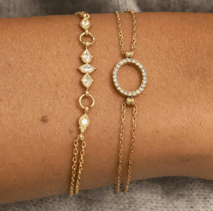 BRACELET