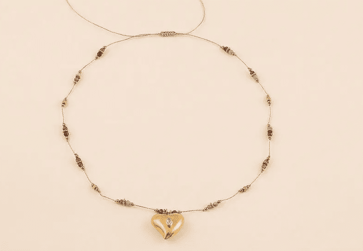 COLLIER
