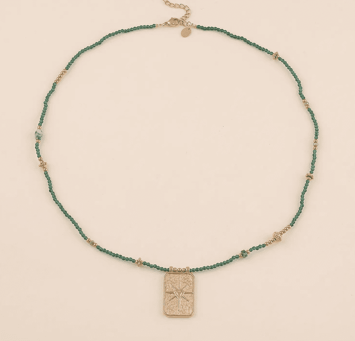 COLLIER