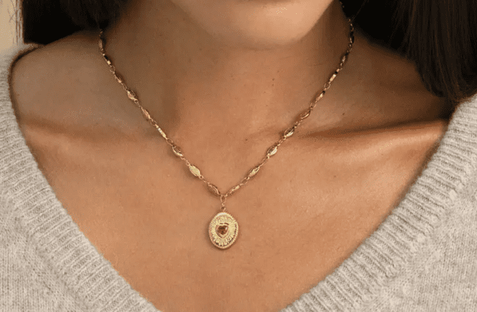 COLLIER