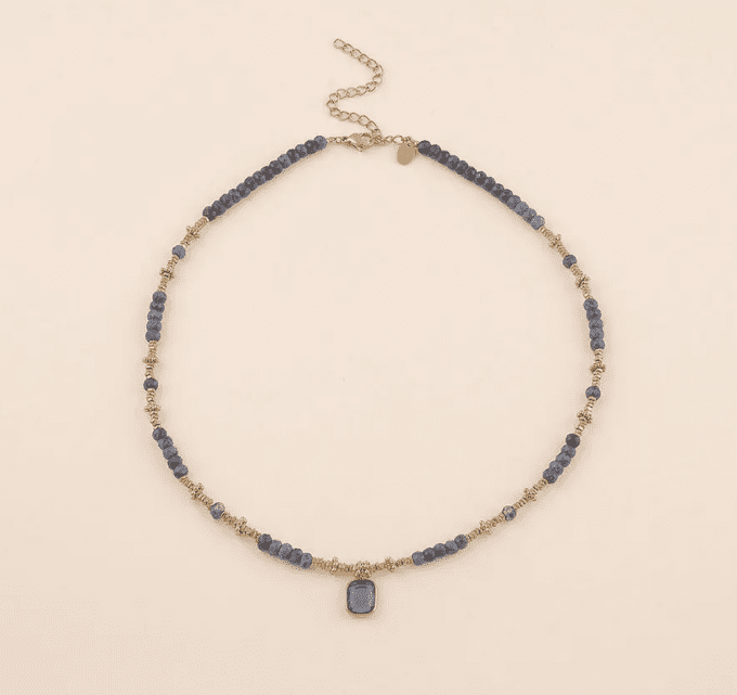 COLLIER